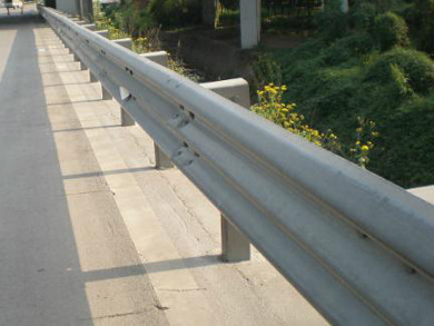 四川高速護(hù)欄 四川高速護(hù)欄